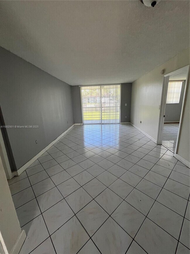 Building Photo - 14155 SW 87th St