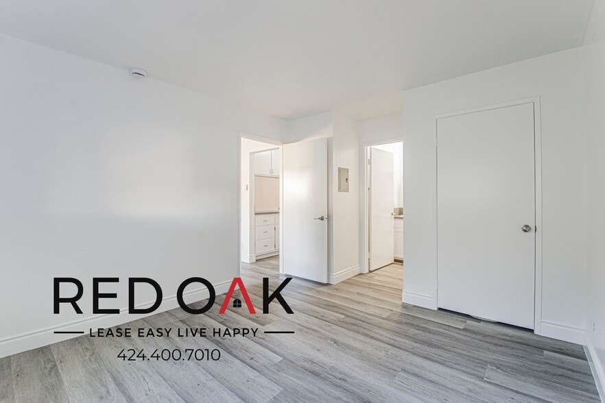 Building Photo - 1669 W 261st St