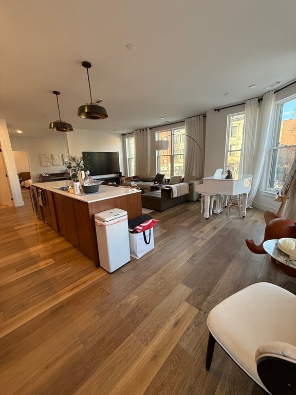 Building Photo - 566 Columbus Ave