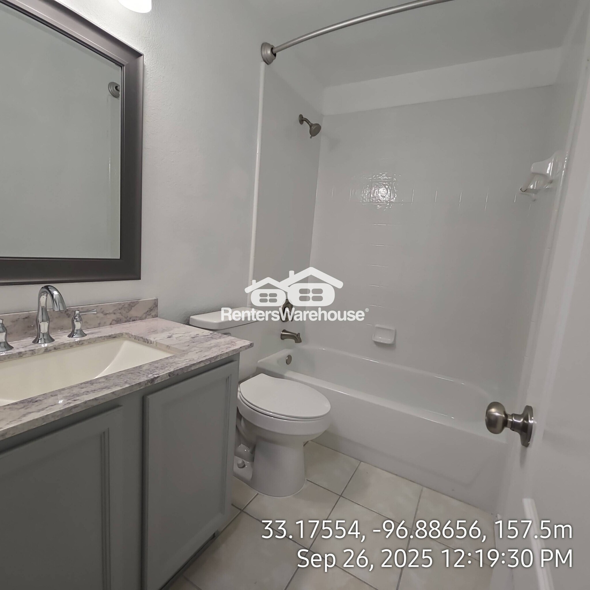 Building Photo - 2600 Redcedar Dr