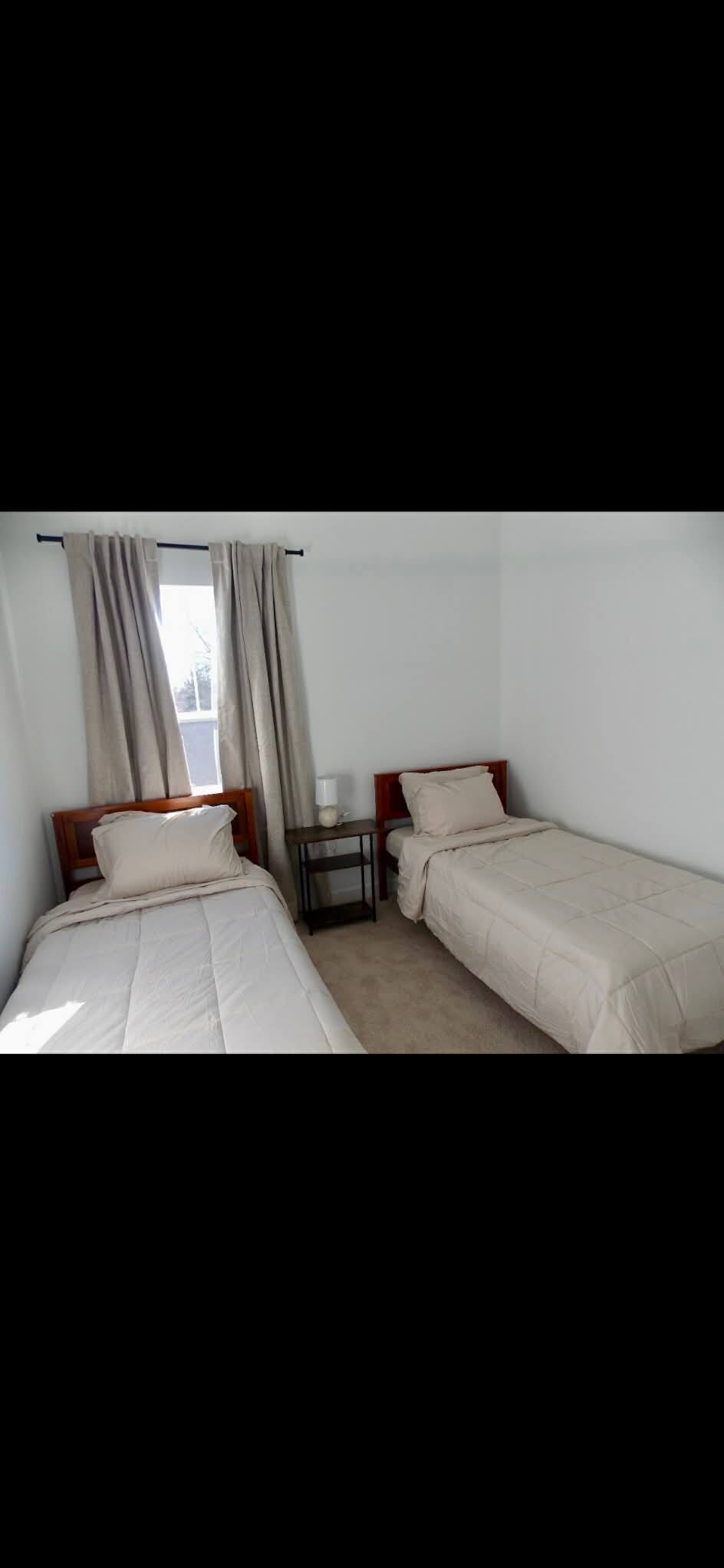 Building Photo - 2739 Primrose Ave