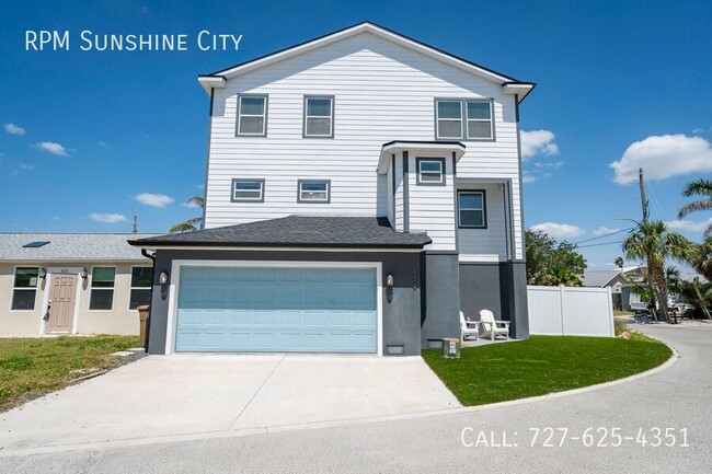 Building Photo - 429 137th Ave Cir
