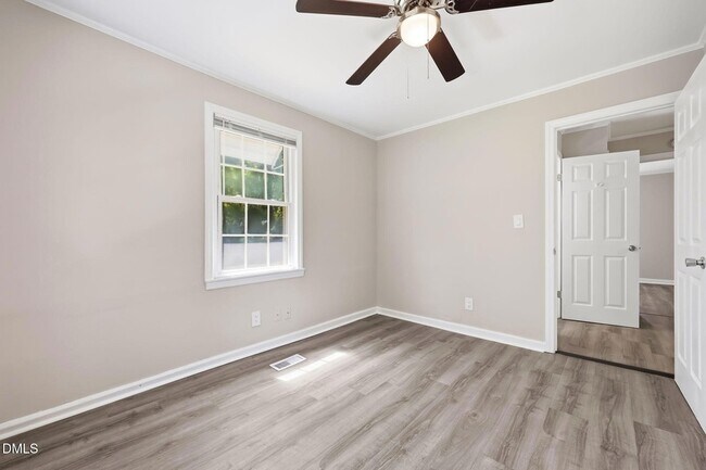 Building Photo - 608 N 16th St