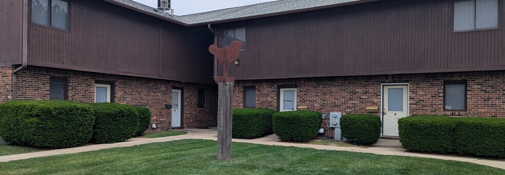 Building Photo - Old Orchard Apartments