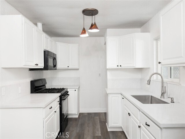 Building Photo - 5020 Topanga Canyon Blvd