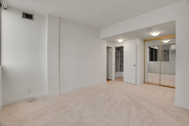 Building Photo - 17352 Sunset Blvd