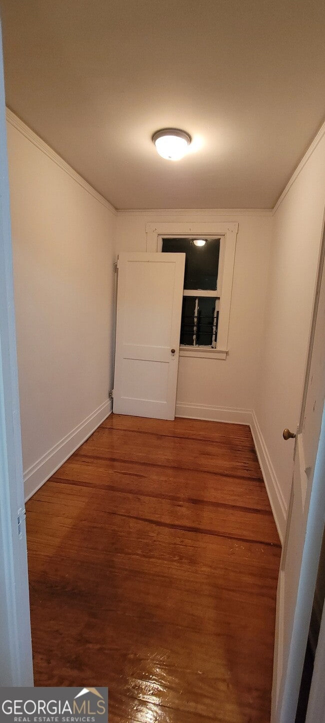 Building Photo - 651 W 42nd St