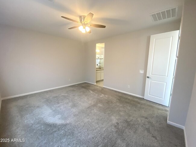 Building Photo - 24620 W Mohave St