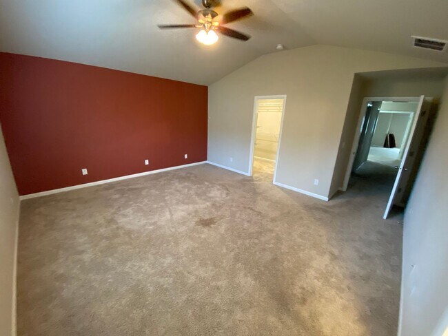 Building Photo - 3344 Juno Ct NE