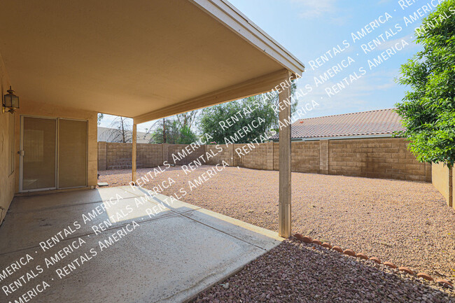 Building Photo - 1161 W Gail Ct