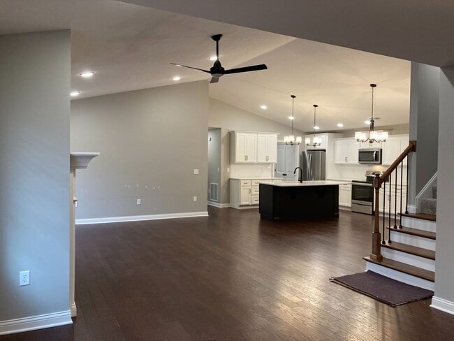 Building Photo - 116 Legacy Ct