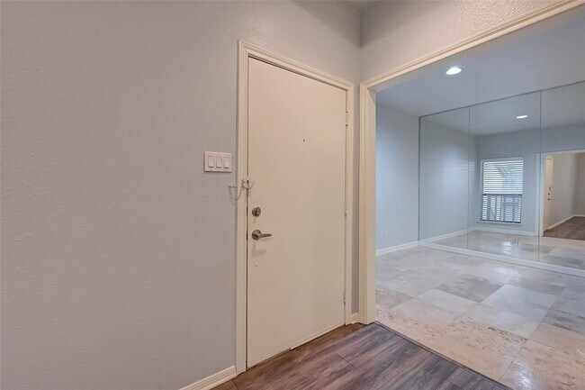 Building Photo - 11711 Memorial Dr