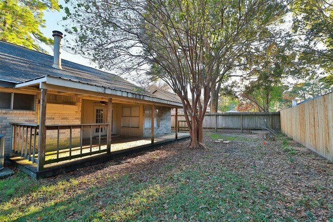 Building Photo - 9130 Kirkleigh Ln