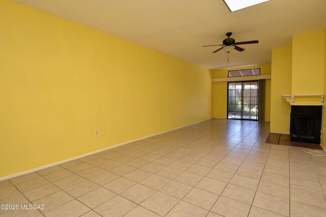 Building Photo - 3352 E Popinac Loop