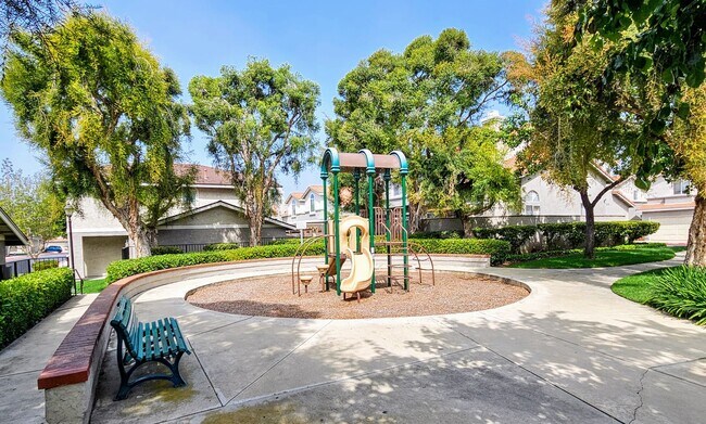 Building Photo - 8429 SNOW VIEW PL RANCHO CUCAMONGA 91730 (...