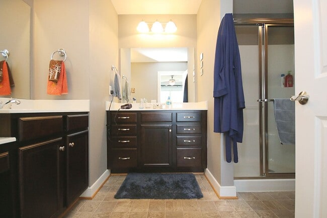 Building Photo - Pet-Friendly Pavilions at Pantops Townhome