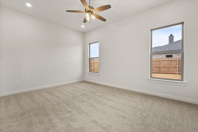 Building Photo - 2616 Garland Ave