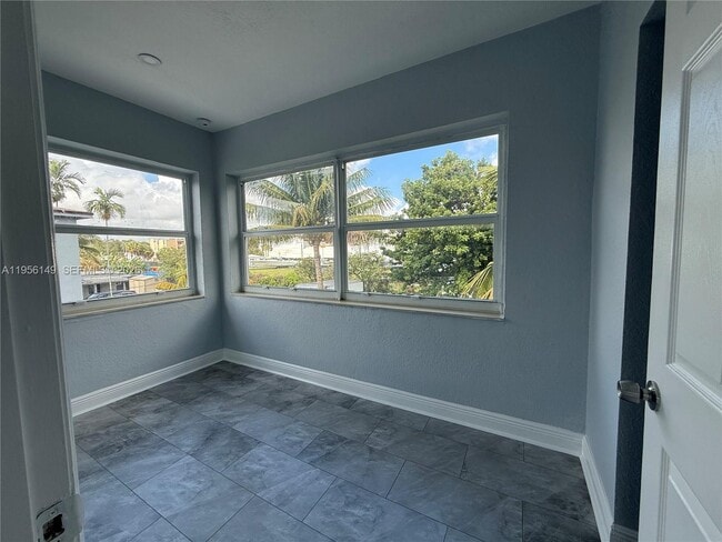 Building Photo - 2311 NW 15th St