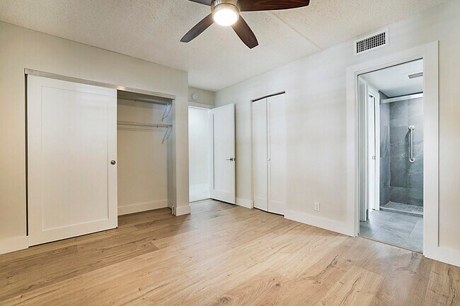 Building Photo - 1439 S Ocean Blvd