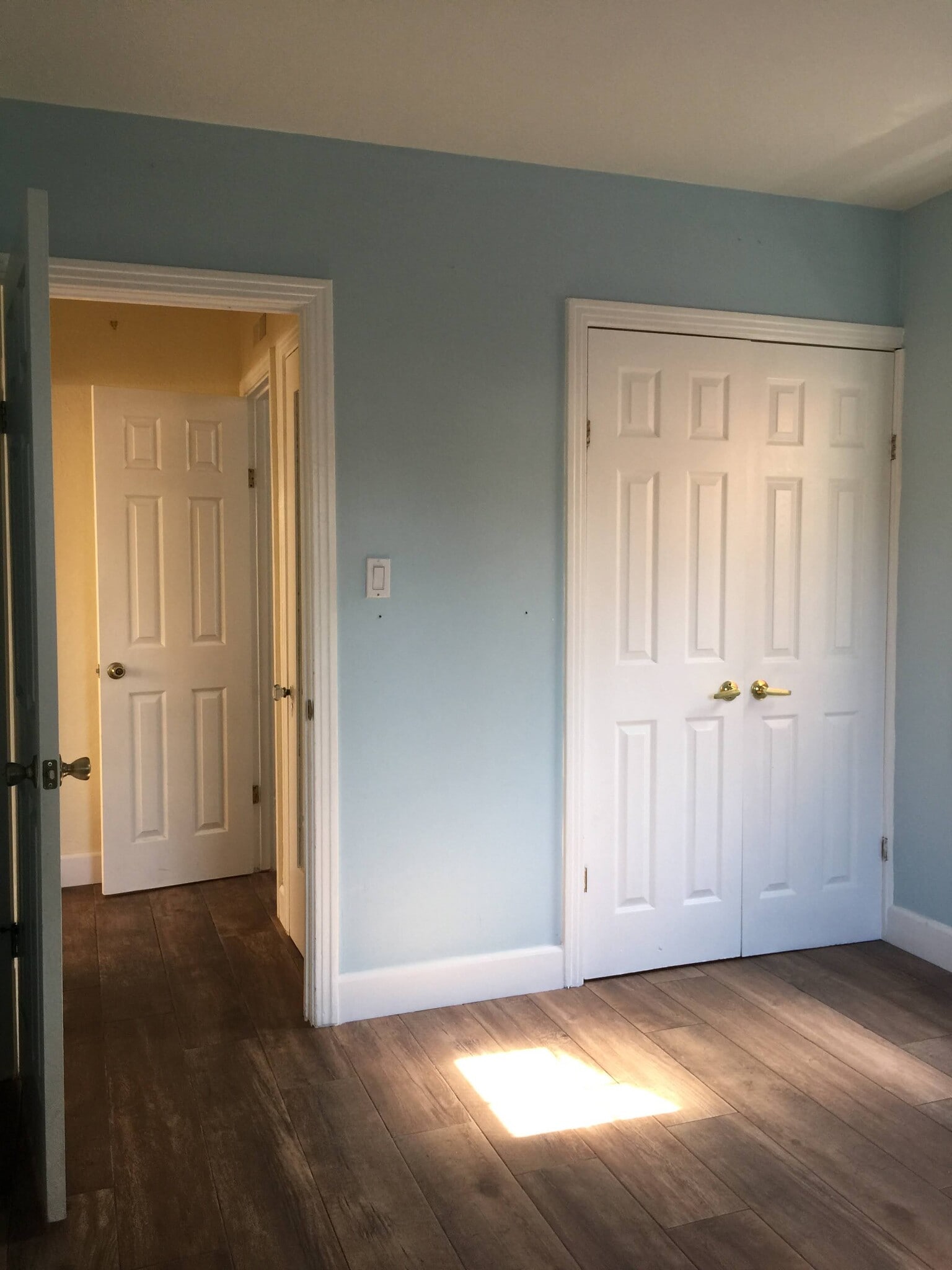 Back Bedroom - 2120 Laverna Ave