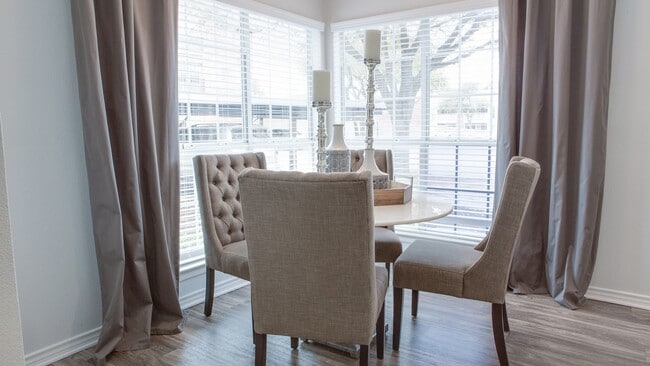 Building Photo - The Palmer at Las Colinas