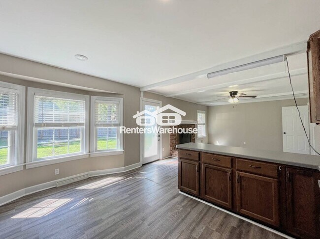 Building Photo - 2909 Duke of York Dr