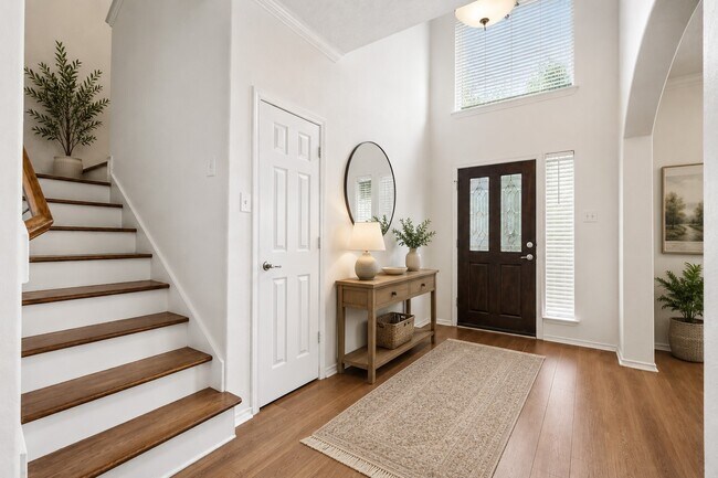 Building Photo - 174 E Spindle Tree Cir