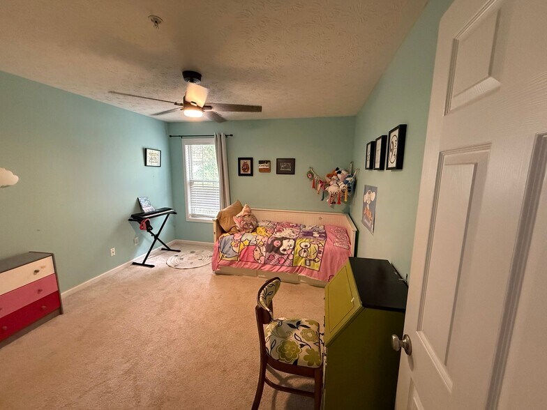 Building Photo - 2591 Avery Park Cir