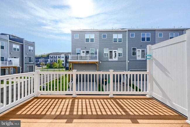 Building Photo - 2718 Lanham Hill Cir