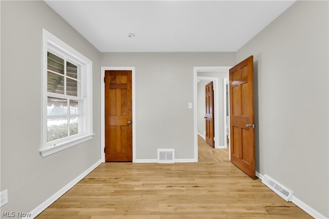 Building Photo - 21440 Fuller Ave