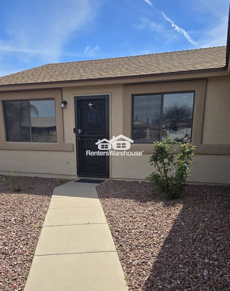 Primary Photo - 1741 W Ransom Oaks Dr