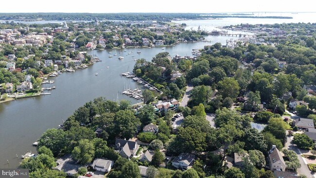 Building Photo - 6 Spa Creek Landing