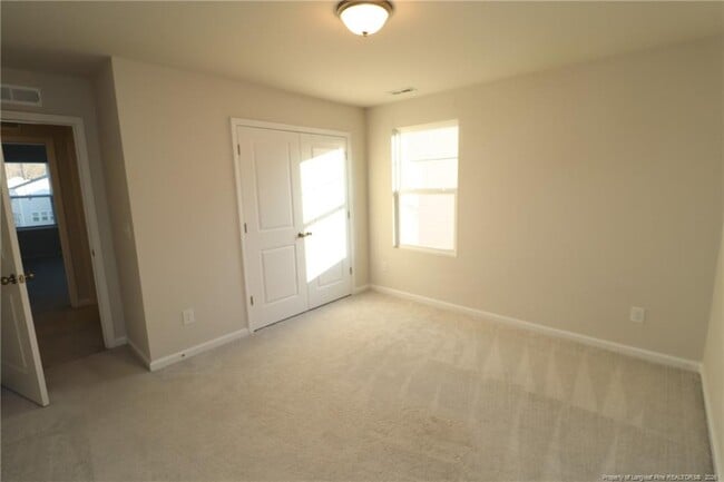 Building Photo - 1214 Rosefinch Dr