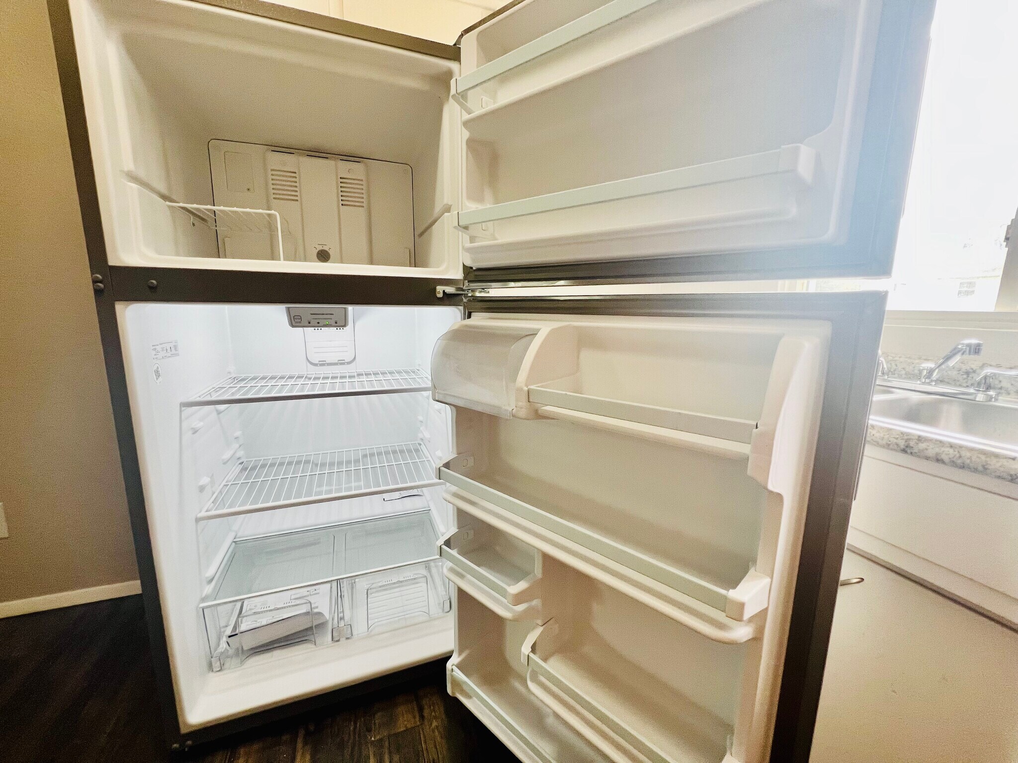 Fridge - 215 Miriam Dr