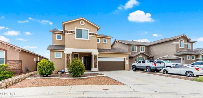 Building Photo - 12664 Azulejos St