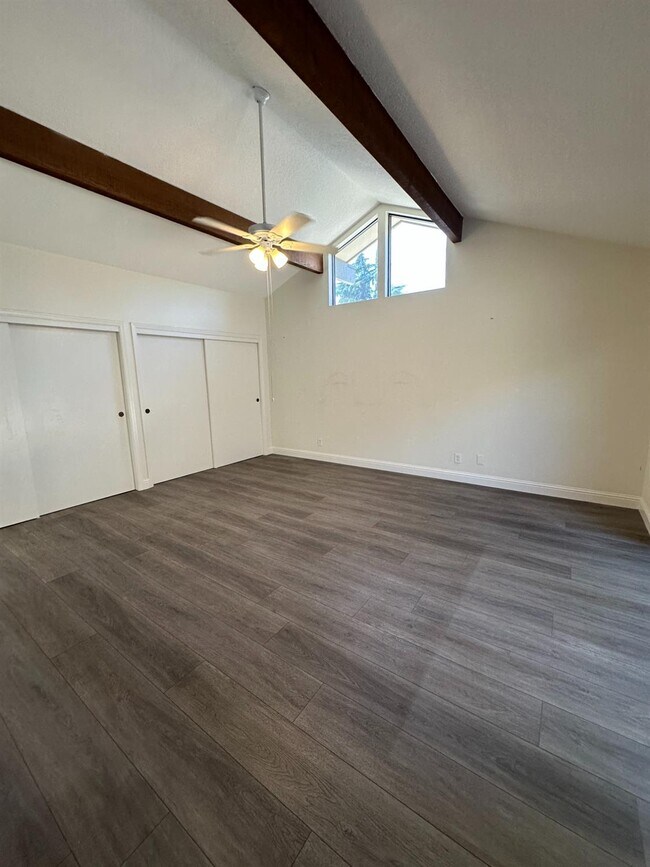 Building Photo - 6201 N West Ave