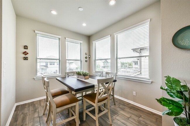 Building Photo - 16207 Rattlesnake Run Trail