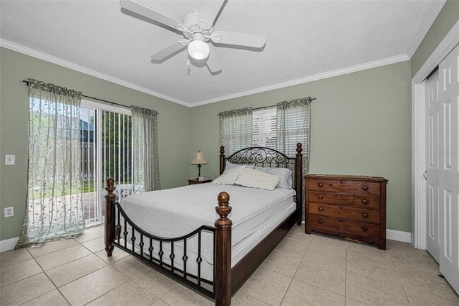 Building Photo - 253 Park Cir S