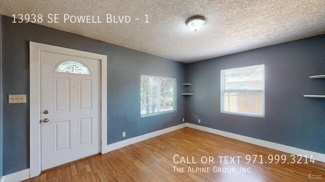Building Photo - 13938 SE Powell Blvd
