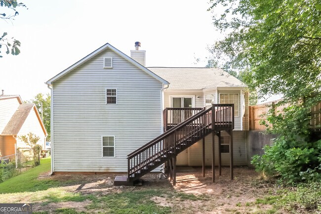 Building Photo - 1826 Killarney Dr SW