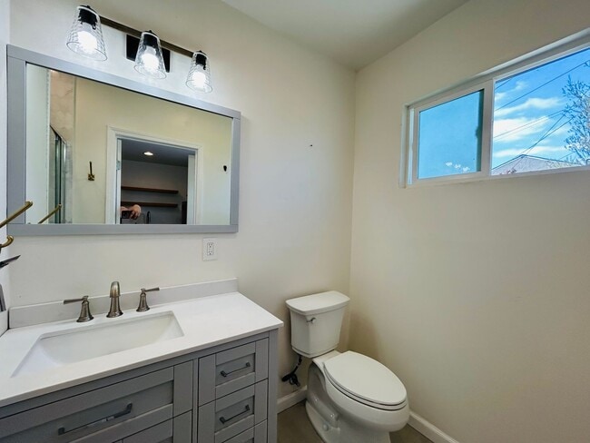 Building Photo - 4432 Falcon Ave