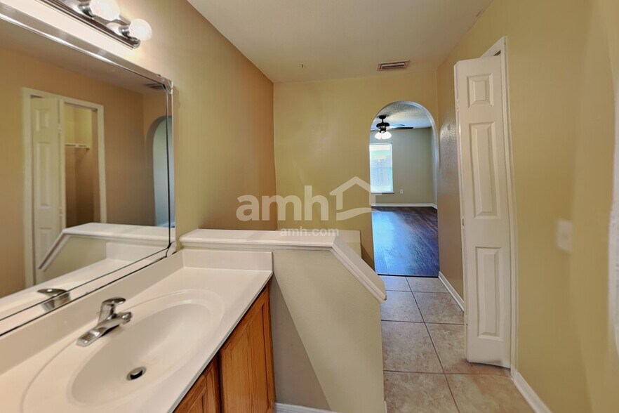 Building Photo - 7358 Grey Fox Ln