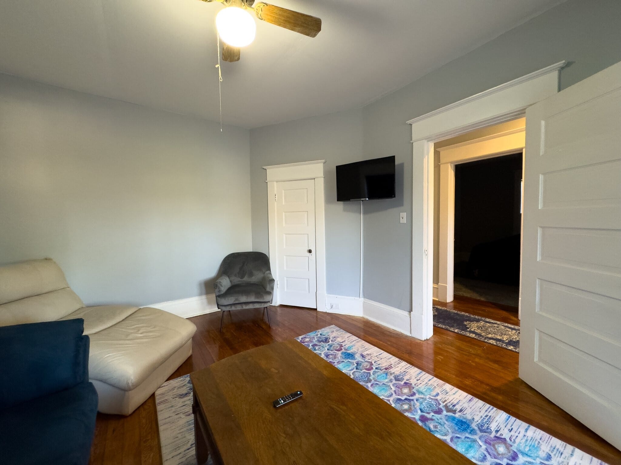 Building Photo - 1411 Clarke Ave SW