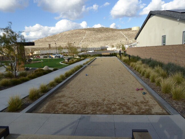 Building Photo - 4-Bedroom Home with Community Amenities & ...