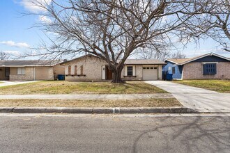 Building Photo - 4718 Casa Oro St
