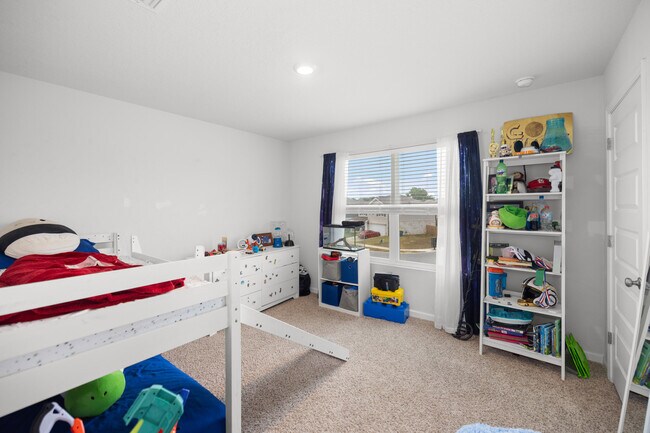 Building Photo - 1105 Valor Walk