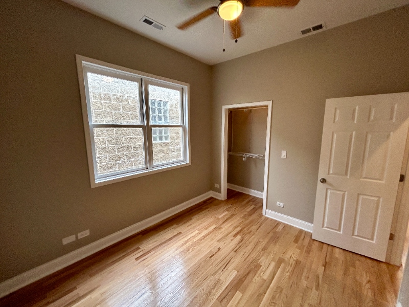 Building Photo - 5331 S Calumet Ave