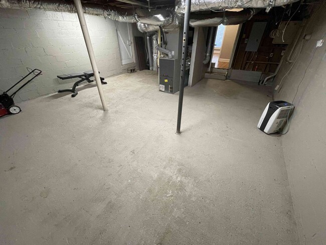 Building Photo - Smyrna - 3BR / 2BA