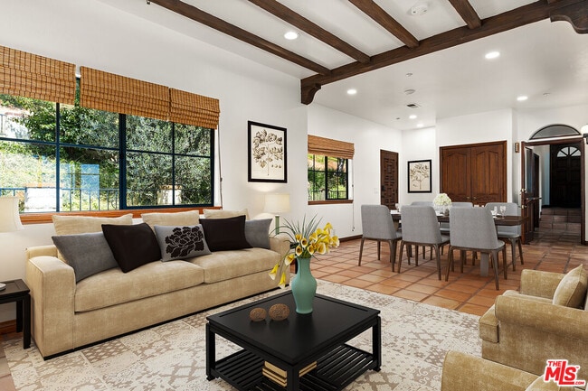 Building Photo - 4211 Avenida De La Encinal
