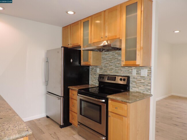 Building Photo - 1919 Ygnacio Valley Rd